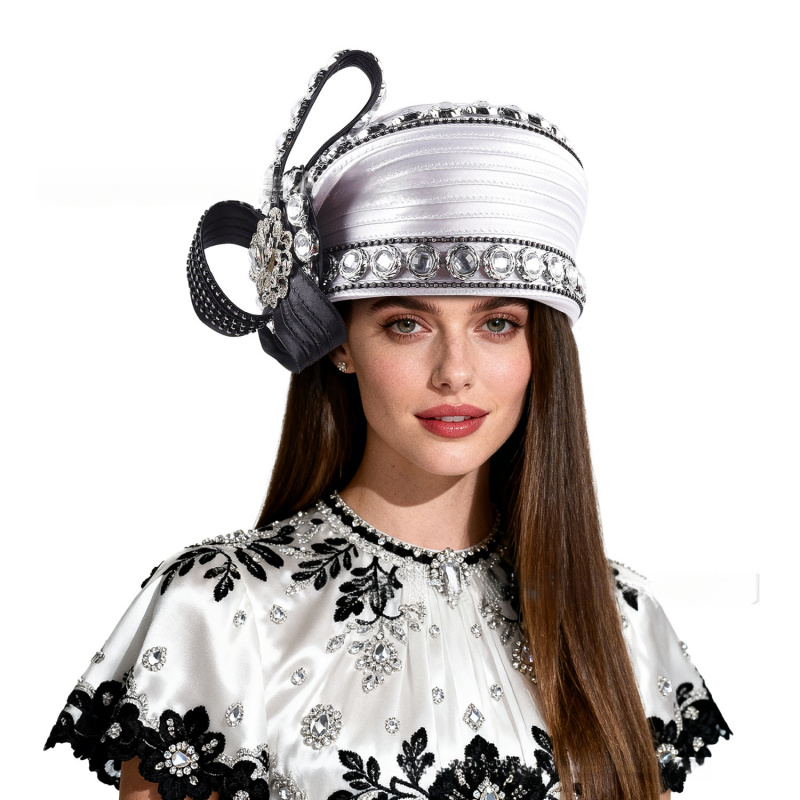 Women Formal Wear Photoshoot - Kadınlar için lüks taşlı at yarışı