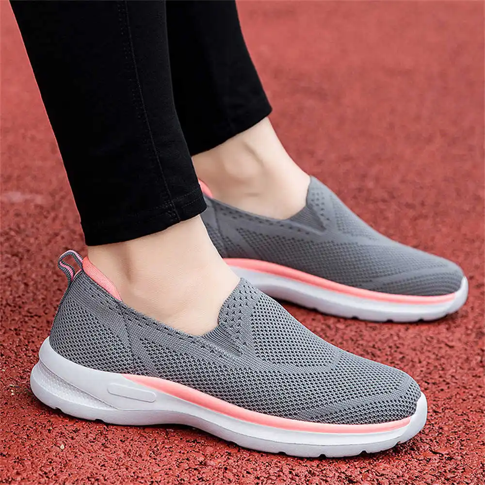 Dantelsiz Net Erkek Botları De - Formal Women Daily Wear Slippers incelemesi ve fiyatı