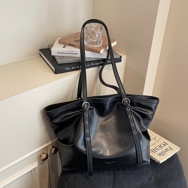 Trendy PU Fermuarlı Çok Yönlü  - Shoulder Bag Structured incelemesi ve fiyatı