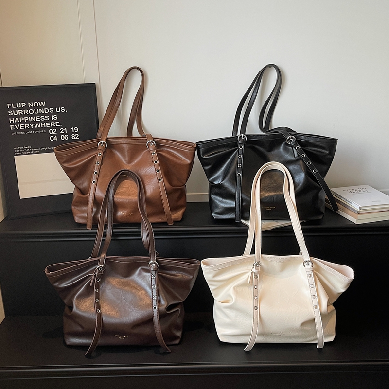 Trendy PU Fermuarlı Çok Yönlü  - Shoulder Bag Structured incelemesi ve fiyatı